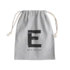 noisie_jpの【E】イニシャル × Be a noise. Mini Drawstring Bag