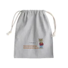 SASAMIのチベットスナギツネの青木さん。 Mini Drawstring Bag