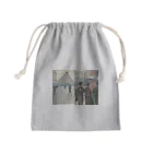 世界美術商店のパリの通り、雨 / Paris Street; Rainy Day Mini Drawstring Bag