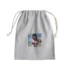 Oppaiの夏のビーチのハイビスカスちゃん Mini Drawstring Bag