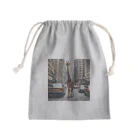 かずのこの街中を歩くキリン Mini Drawstring Bag