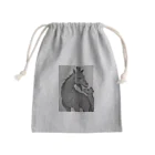 ZZRR12の共鳴の瞬間、愛あるキリンの微笑み Mini Drawstring Bag