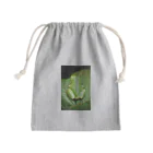 nl40のかえる hop Mini Drawstring Bag