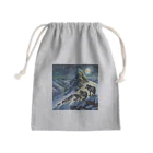 DREAMHOUSEの雪山のオオカミの群れ Mini Drawstring Bag