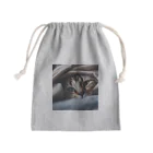 feliceの毛布の下に隠れている猫 Mini Drawstring Bag