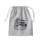 archifrogの落水荘風の建築物に佇むカエル Mini Drawstring Bag