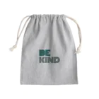 TILUのBe kind  Mini Drawstring Bag