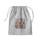 Grazing Wombatのヴィンテージなボヘミアンスタイルの花柄　Vintage Bohemian-style floral pattern Mini Drawstring Bag