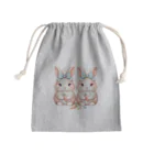 lamkksのふわふわかわいいうさぎの双子 Mini Drawstring Bag