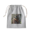 たくみのグッズ販売の蜂を飼っているなクマ Mini Drawstring Bag