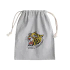 中華呪術堂（チャイナマジックホール）の左胸に輝く虎 Mini Drawstring Bag