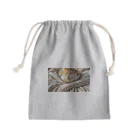 shinjo_irasutoの寝ている可愛いひよこ Mini Drawstring Bag