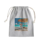 猫と紡ぐ物語の南国の海で一時のバカンスを楽しむ Mini Drawstring Bag