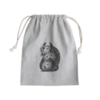 punchenoのみつごビントロング Mini Drawstring Bag