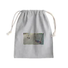 古春一生(Koharu Issey)の帰れないあの日 Mini Drawstring Bag