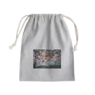 わにのふくのツバキ Mini Drawstring Bag