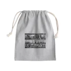 CABINWONDERLANDのLife goes on. Mini Drawstring Bag