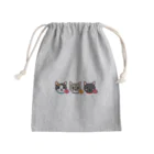 photo-kiokuのコスモスを付けている猫【かりん＆まろん＆じげん】 Mini Drawstring Bag