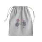 浅山しおん（ハリネズミのソフィー）のオリジナル　手を繋いで歩く幼い二人の女の子 Mini Drawstring Bag