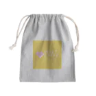 ハート&ハンドの明るいイエローのアイテム Mini Drawstring Bag