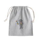 SUIMINグッズのお店のアイスクリームを慎重に運ぶねこ Mini Drawstring Bag