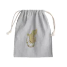 街のいろどりのクレスが貼りついてますよ。イエロータイガー Mini Drawstring Bag