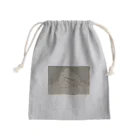 ZUZUKOの鯨 Mini Drawstring Bag