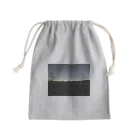 2929gawDesignShop358のEarly winter sunrise Mini Drawstring Bag