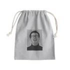 Bob_Americの証明写真機で笑う男 Mini Drawstring Bag