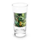 Sunbathingの新緑の森で木漏れ日を浴びて喜んでいる竜 Long Sized Water Glass :front