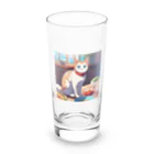 ニコちゃんのご飯の前で座り込む仕草の猫 Long Sized Water Glass :front