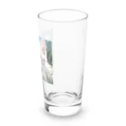 yoiyononakaの草むらの虎縞白猫 Long Sized Water Glass :right