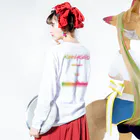(\( ⁰⊖⁰)/) esaのKeebKaigi Official Swag (with backprint) #keebkaigi  ロングスリーブTシャツの着用イメージ(裏面・袖部分)