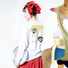 TOTO塾ストアの風神・雷神 ロングスリーブTシャツの着用イメージ(裏面・袖部分)