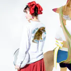 LalaHangeulのTiger Kid (虎の仔)　バックプリント Long Sleeve T-Shirt :model wear (back, sleeve)