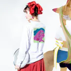 プランプラムのFUKUYOKA JINSEI-02 ロングスリーブTシャツの着用イメージ(裏面・袖部分)
