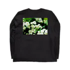 かぴばらのFLOWERS-しろ- ロングスリーブTシャツの裏面