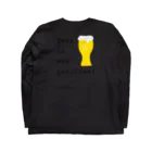 ビールとデザイン。のビールはガソリンです。 Long Sleeve T-Shirt :back