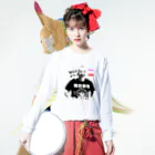 とんちゃんと猫のくわチョコ ロングスリーブTシャツの着用イメージ(表面)
