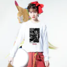 boЯne shop+warunori addiction のTORII Long Sleeve T-Shirt :model wear (front)