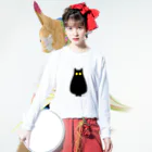 8wariのMidnight cat Long Sleeve T-Shirt :model wear (front)