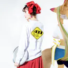 うみこの標識！「横風注意」 Long Sleeve T-Shirt :model wear (back, sleeve)