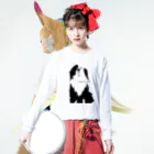 あるじ屋の片パンダのボーダーコリーMIX ロングスリーブTシャツの着用イメージ(表面)