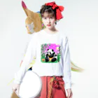 Magokoroの夏のパンダ ロングスリーブTシャツの着用イメージ(表面)