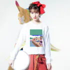momo_emiの昔と猫 Long Sleeve T-Shirt :model wear (front)