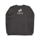 UROKODO Official Web Shopの白ロゴ-長袖BASIC Tシャツ ロングスリーブTシャツの裏面
