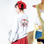 あくあのパンナコッタちゃん Long Sleeve T-Shirt :model wear (back, sleeve)