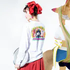 ハットーフルーツのバイクたのしい女子(両面) Long Sleeve T-Shirt :model wear (back, sleeve)