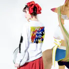 NO FUNKY NO LIFEのNO FUNKY NO LIFE ロングスリーブTシャツの着用イメージ(裏面・袖部分)