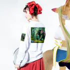 totetunのゆりゆるゾウさん Long Sleeve T-Shirt :model wear (back, sleeve)